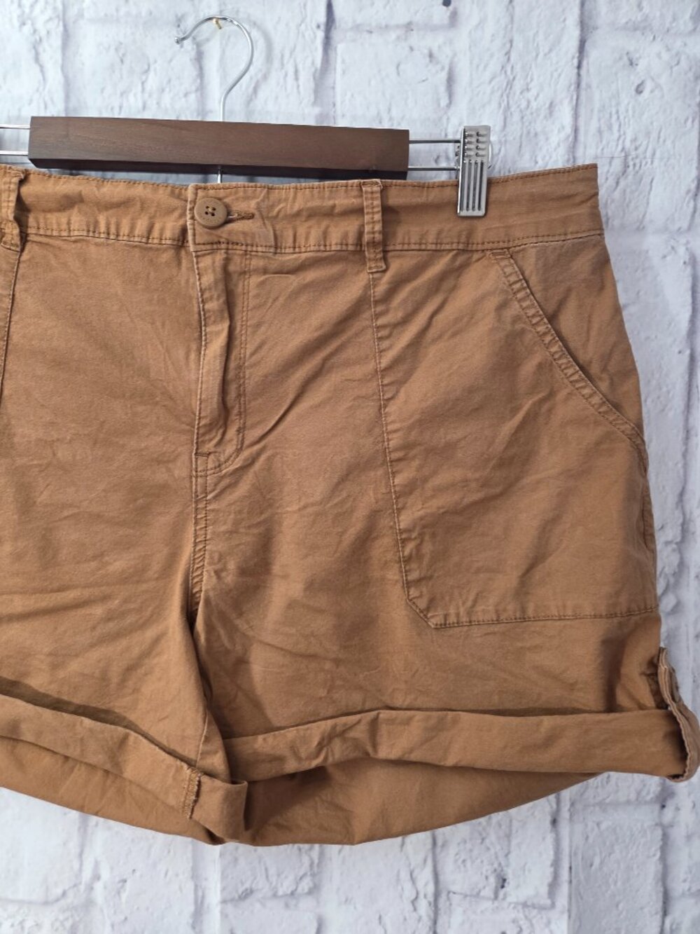 Social Standard by Sanctuary XXL Dark Tan Button Cuff Casual Summer Shorts - Picture 3 of 8